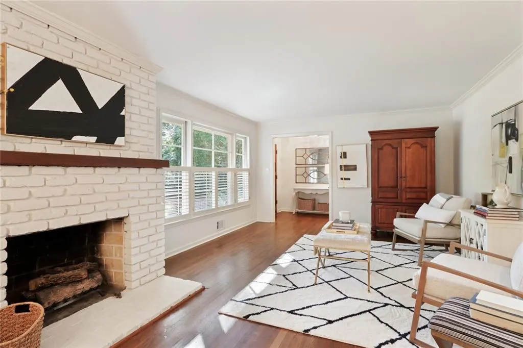 4660 Canyon Creek Trail, Sandy Springs, Georgia 30342, 3 Bedrooms Bedrooms, ,2 BathroomsBathrooms,Residential,Sold,4660 Canyon Creek Trail,6798378