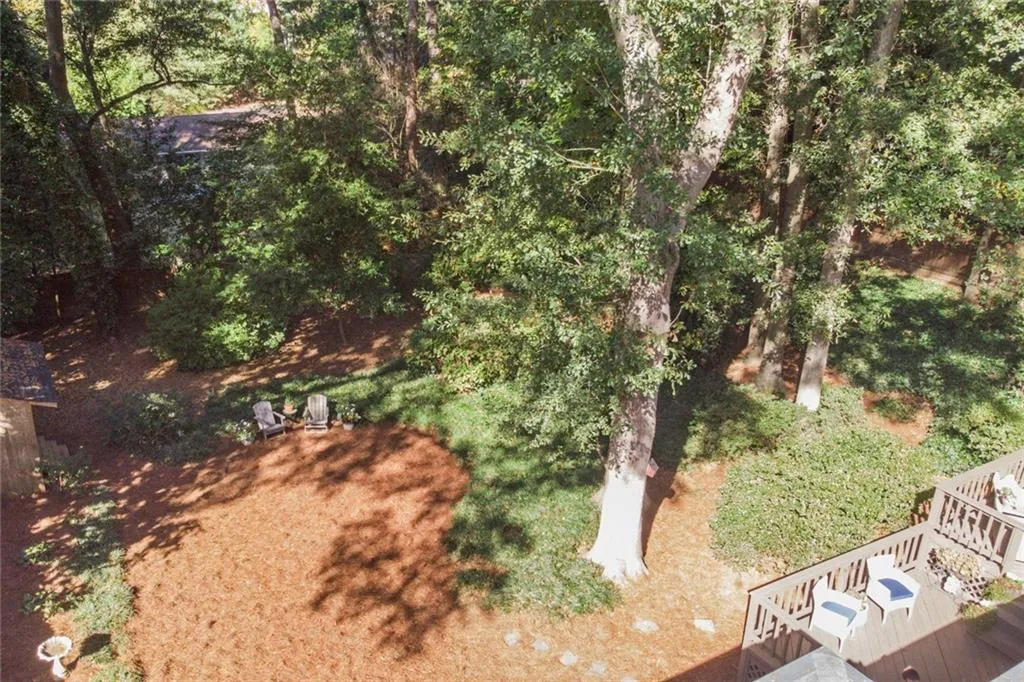 4660 Canyon Creek Trail, Sandy Springs, Georgia 30342, 3 Bedrooms Bedrooms, ,2 BathroomsBathrooms,Residential,Sold,4660 Canyon Creek Trail,6798378