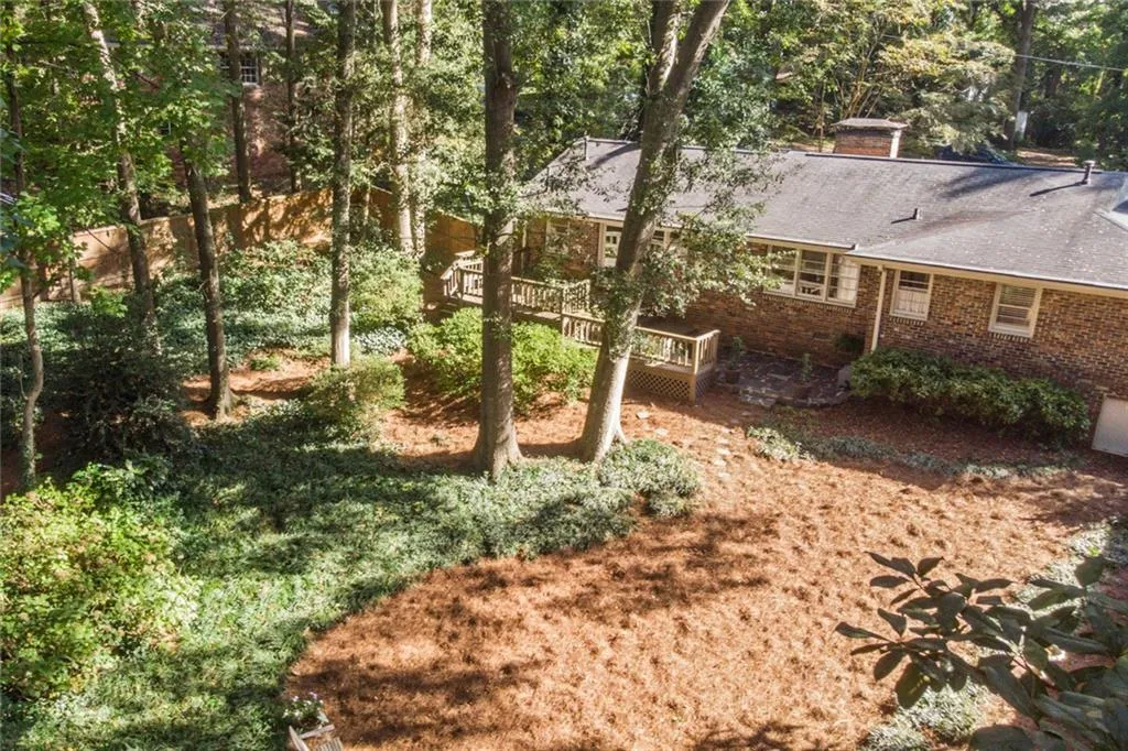 4660 Canyon Creek Trail, Sandy Springs, Georgia 30342, 3 Bedrooms Bedrooms, ,2 BathroomsBathrooms,Residential,Sold,4660 Canyon Creek Trail,6798378