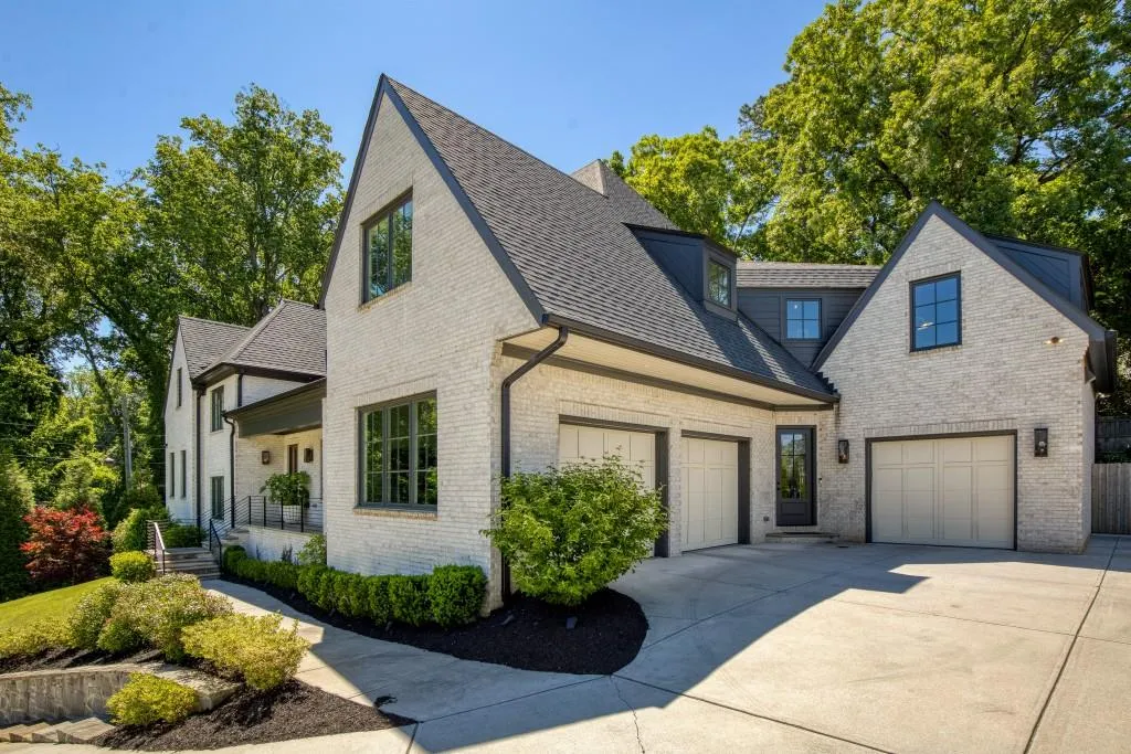 840 Kenry Court Ne, Atlanta, Georgia 30342, 6 Bedrooms Bedrooms, 0 ,5 BathroomsBathrooms,Residential,For Sale,840 Kenry Court Ne,7773200