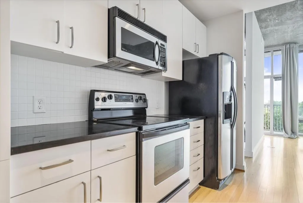 943 Peachtree Street Ne Unit 716, Atlanta, Georgia 30309, 1 Bedroom Bedrooms, ,1 BathroomBathrooms,Residential,For Sale,943 Peachtree Street Ne Unit 716,7593361