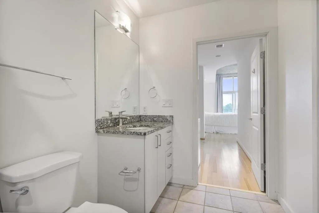 943 Peachtree Street Ne Unit 716, Atlanta, Georgia 30309, 1 Bedroom Bedrooms, ,1 BathroomBathrooms,Residential,For Sale,943 Peachtree Street Ne Unit 716,7593361