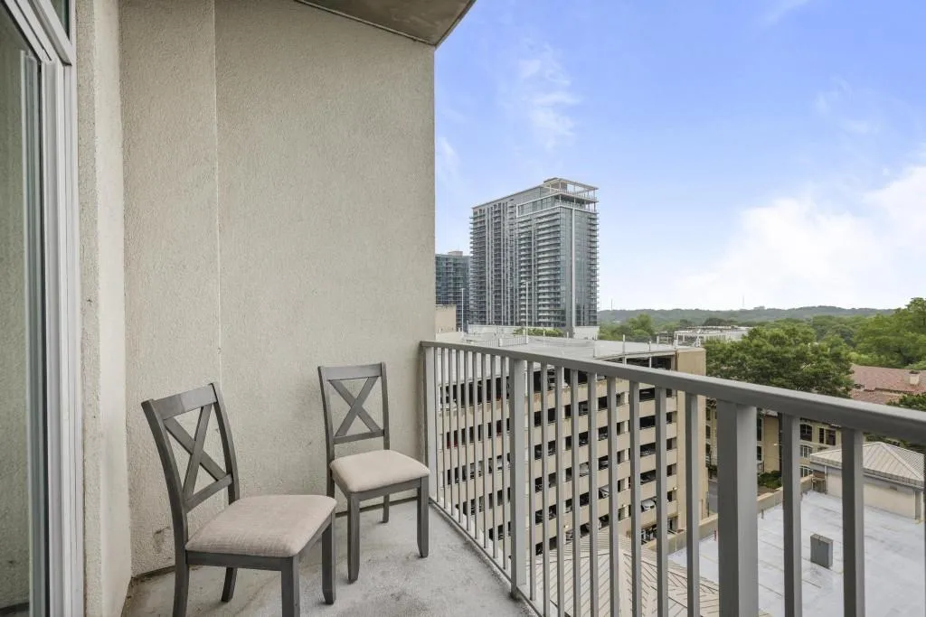 943 Peachtree Street Ne Unit 716, Atlanta, Georgia 30309, 1 Bedroom Bedrooms, ,1 BathroomBathrooms,Residential,For Sale,943 Peachtree Street Ne Unit 716,7593361