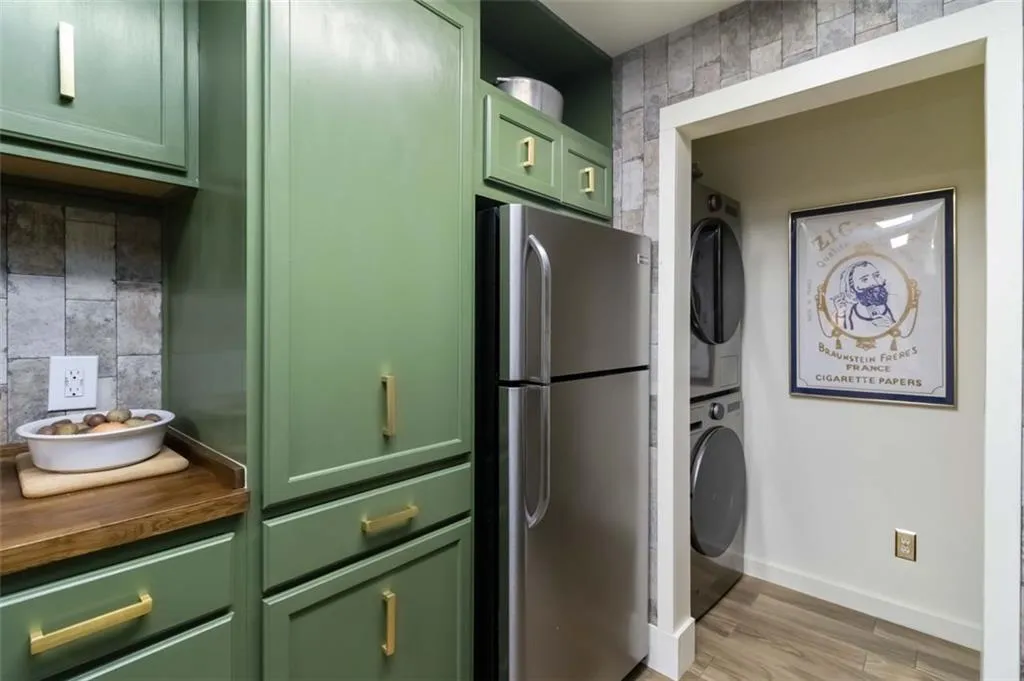 104 Granville Court Unit 104, Atlanta, Georgia 30328, 1 Bedroom Bedrooms, ,1 BathroomBathrooms,Residential,For Sale,104 Granville Court Unit 104,7666564