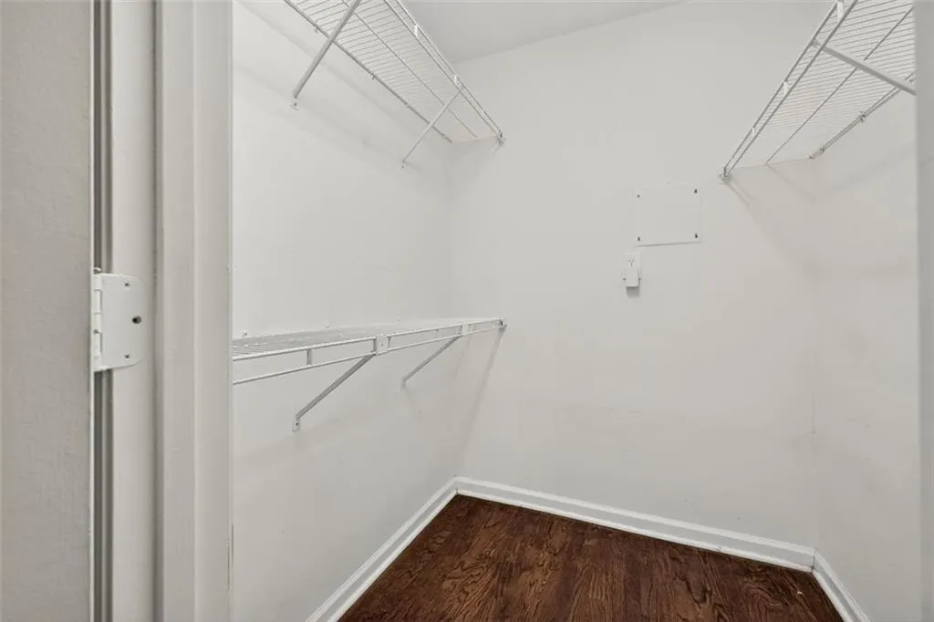 3063 Chastain Park Court Ne, Atlanta, Georgia 30342, 1 Bedroom Bedrooms, ,1 BathroomBathrooms,Residential,For Sale,3063 Chastain Park Court Ne,7591577