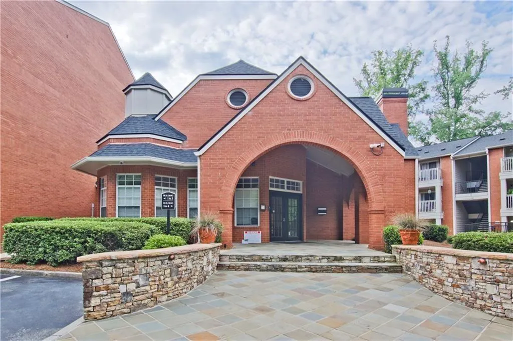3063 Chastain Park Court Ne, Atlanta, Georgia 30342, 1 Bedroom Bedrooms, ,1 BathroomBathrooms,Residential,For Sale,3063 Chastain Park Court Ne,7591577