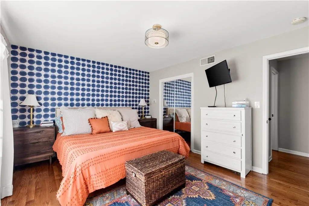 6940 Roswell Road Unit 17a, Atlanta, Georgia 30328, 2 Bedrooms Bedrooms, ,1 BathroomBathrooms,Residential,Sold,6940 Roswell Road Unit 17a,7016650