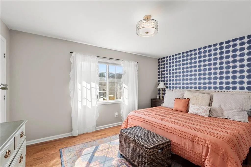 6940 Roswell Road Unit 17a, Atlanta, Georgia 30328, 2 Bedrooms Bedrooms, ,1 BathroomBathrooms,Residential,Sold,6940 Roswell Road Unit 17a,7016650