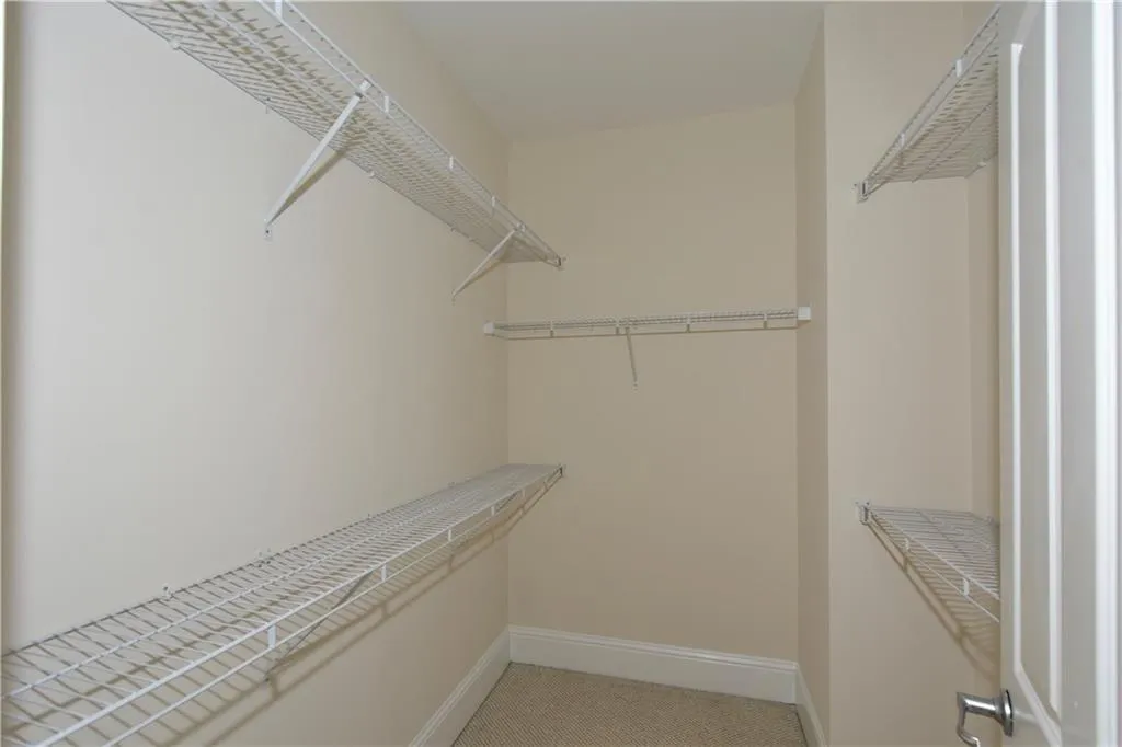 1058 Glenridge Place, Sandy Springs, Georgia 30342, 2 Bedrooms Bedrooms, ,1 BathroomBathrooms,Residential,Sold,1058 Glenridge Place,5648979