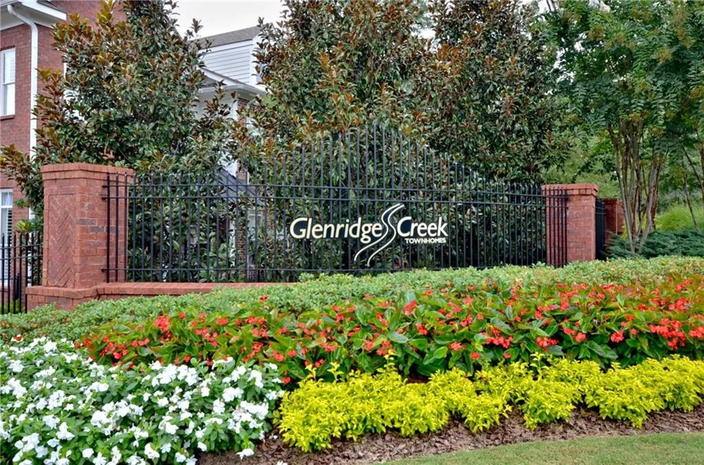1058 Glenridge Place, Sandy Springs, Georgia 30342, 2 Bedrooms Bedrooms, ,1 BathroomBathrooms,Residential,Sold,1058 Glenridge Place,5648979