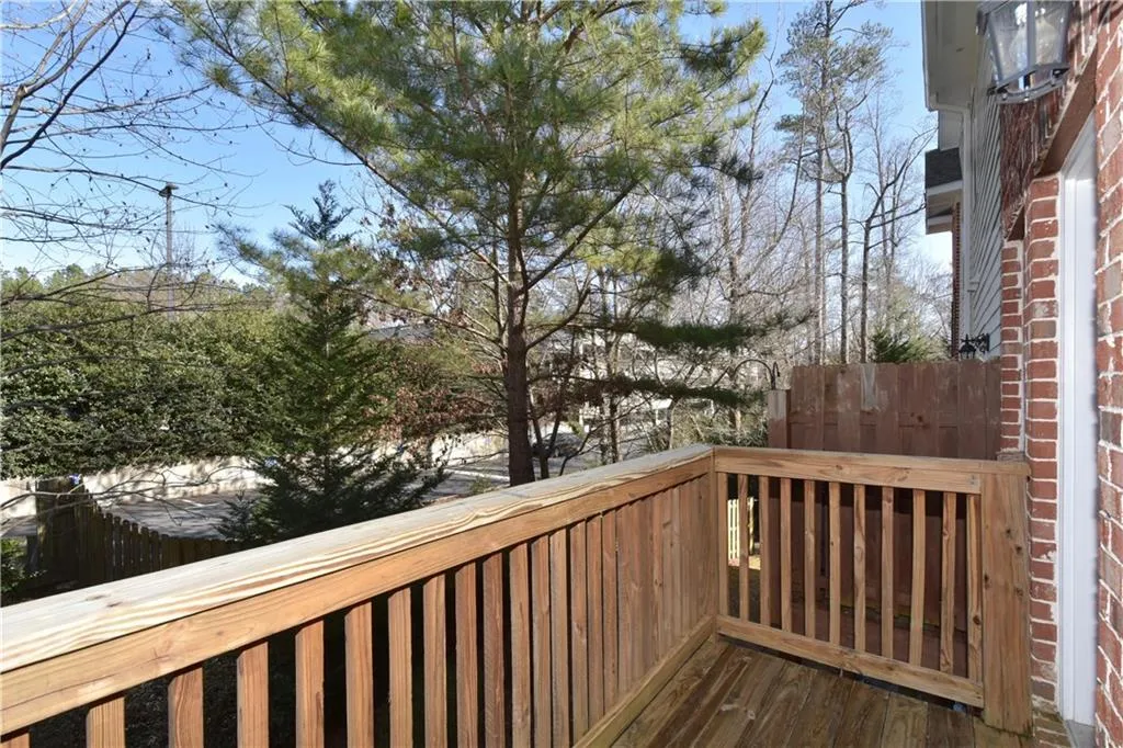 1058 Glenridge Place, Sandy Springs, Georgia 30342, 2 Bedrooms Bedrooms, ,1 BathroomBathrooms,Residential,Sold,1058 Glenridge Place,5648979