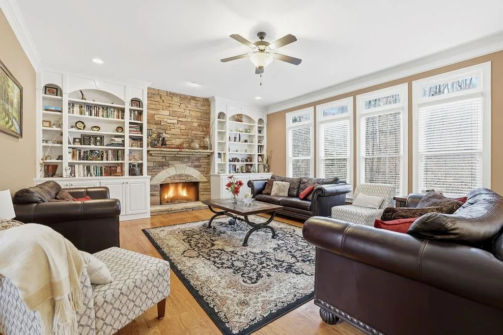 100 Trowbridge Road, Atlanta, Georgia 30350, 6 Bedrooms Bedrooms, ,5 BathroomsBathrooms,Residential,For Sale,100 Trowbridge Road,7714060