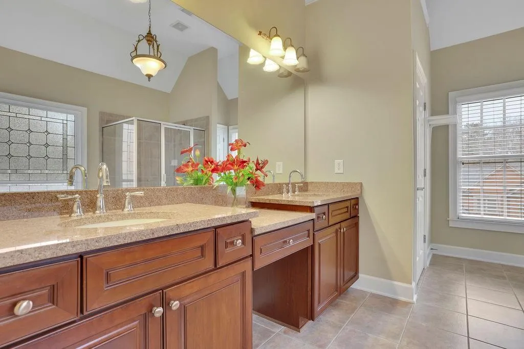 100 Trowbridge Road, Atlanta, Georgia 30350, 6 Bedrooms Bedrooms, ,5 BathroomsBathrooms,Residential,For Sale,100 Trowbridge Road,7714060