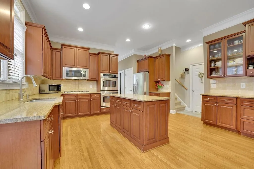 100 Trowbridge Road, Atlanta, Georgia 30350, 6 Bedrooms Bedrooms, ,5 BathroomsBathrooms,Residential,For Sale,100 Trowbridge Road,7714060
