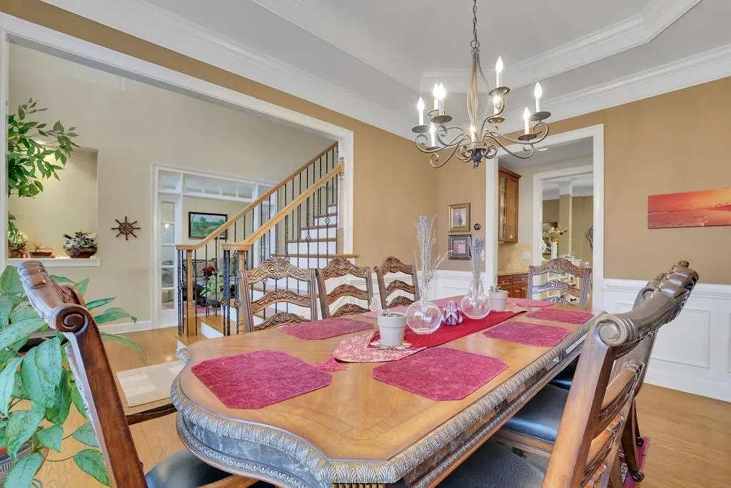 100 Trowbridge Road, Atlanta, Georgia 30350, 6 Bedrooms Bedrooms, ,5 BathroomsBathrooms,Residential,For Sale,100 Trowbridge Road,7714060