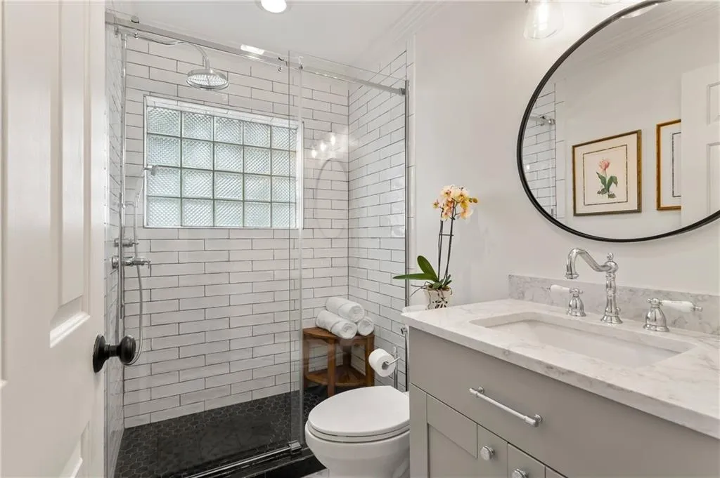 489 Brookfield Drive, Atlanta, Georgia 30342, 4 Bedrooms Bedrooms, ,2 BathroomsBathrooms,Residential,Sold,489 Brookfield Drive,6880722