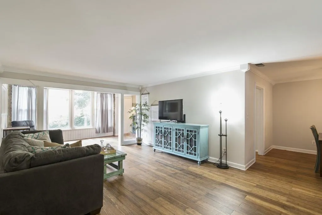 346 Carpenter Drive Unit 5, Sandy Springs, Georgia 30328, 2 Bedrooms Bedrooms, ,2 BathroomsBathrooms,Residential,Sold,346 Carpenter Drive Unit 5,6597521