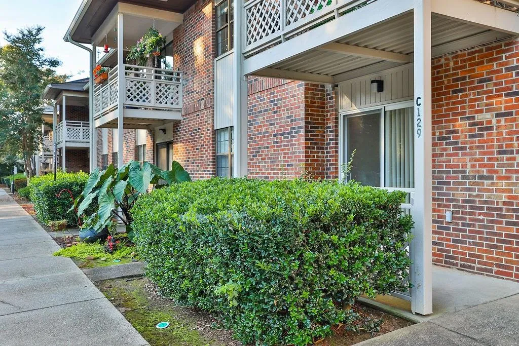 475 Mount Vernon Highway Ne Unit C129, Atlanta, Georgia 30328, 1 Bedroom Bedrooms, ,1 BathroomBathrooms,Residential,Sold,475 Mount Vernon Highway Ne Unit C129,6959187