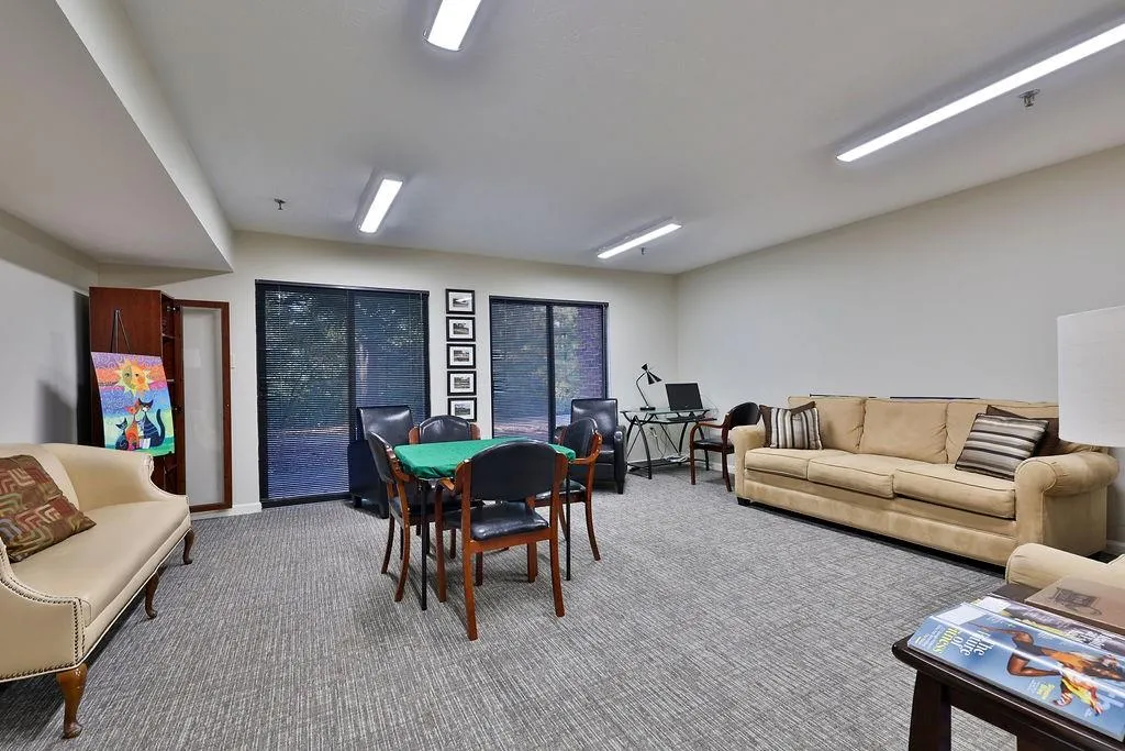 475 Mount Vernon Highway Ne Unit C129, Atlanta, Georgia 30328, 1 Bedroom Bedrooms, ,1 BathroomBathrooms,Residential,Sold,475 Mount Vernon Highway Ne Unit C129,6959187