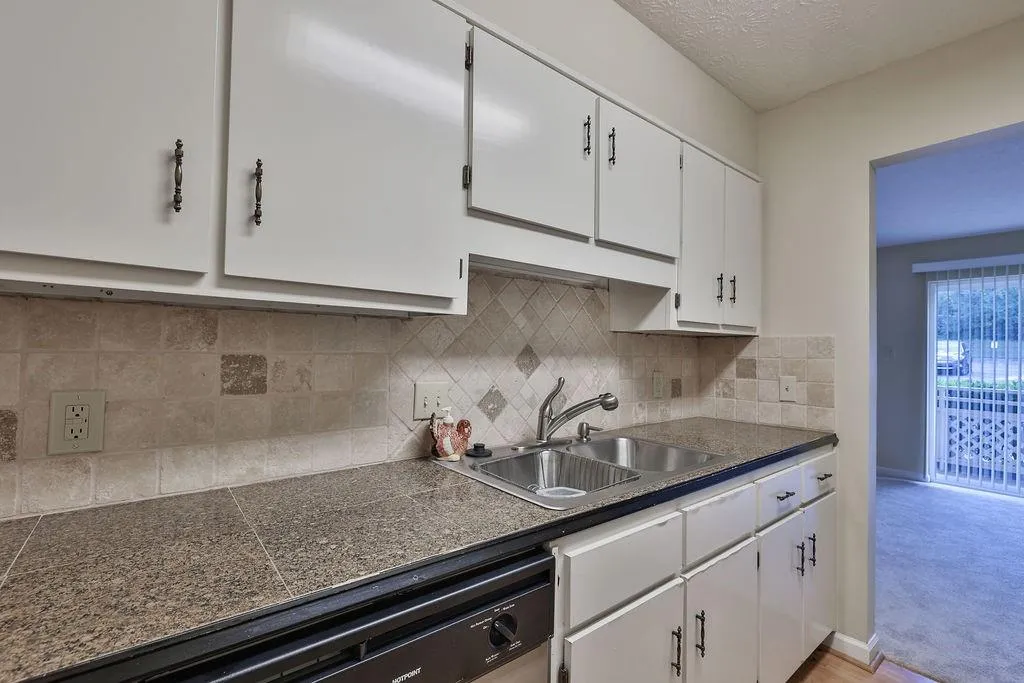 475 Mount Vernon Highway Ne Unit C129, Atlanta, Georgia 30328, 1 Bedroom Bedrooms, ,1 BathroomBathrooms,Residential,Sold,475 Mount Vernon Highway Ne Unit C129,6959187