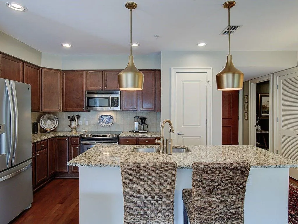 200 River Vista Drive Unit 623, Atlanta, Georgia 30339, 2 Bedrooms Bedrooms, ,2 BathroomsBathrooms,Residential,Sold,200 River Vista Drive Unit 623,6852309