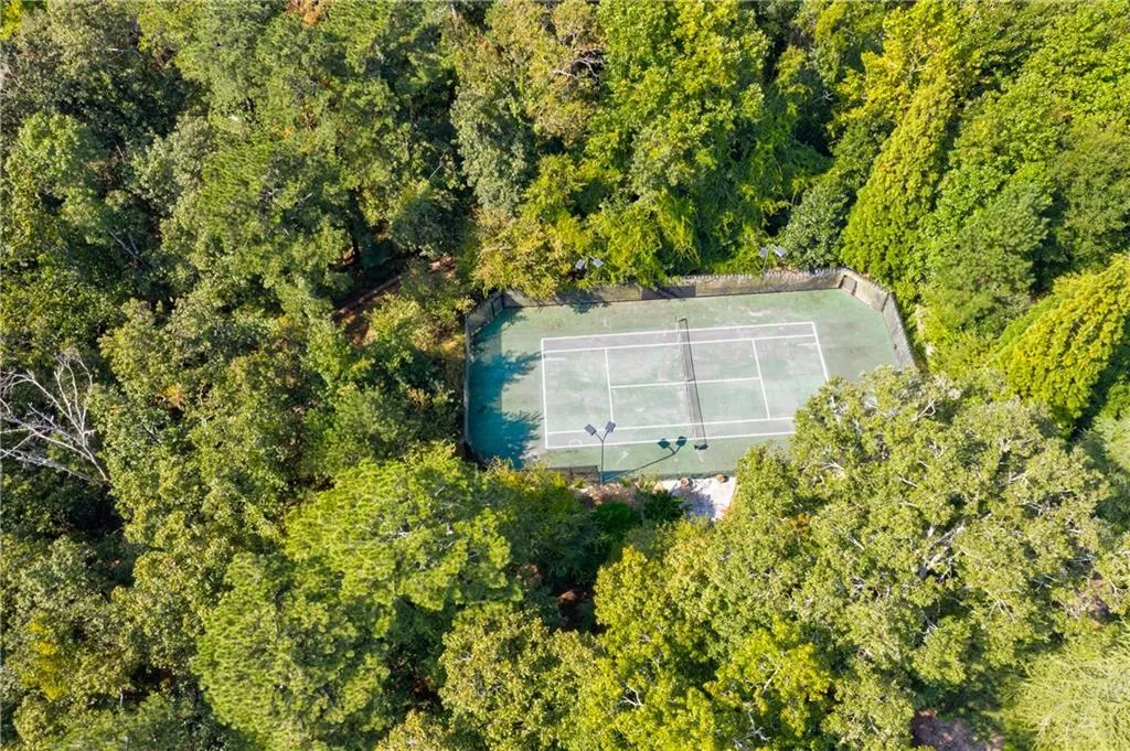 4935 Riverview Road, Atlanta, Georgia 30327, ,Residential,Sold,4935 Riverview Road,6834163