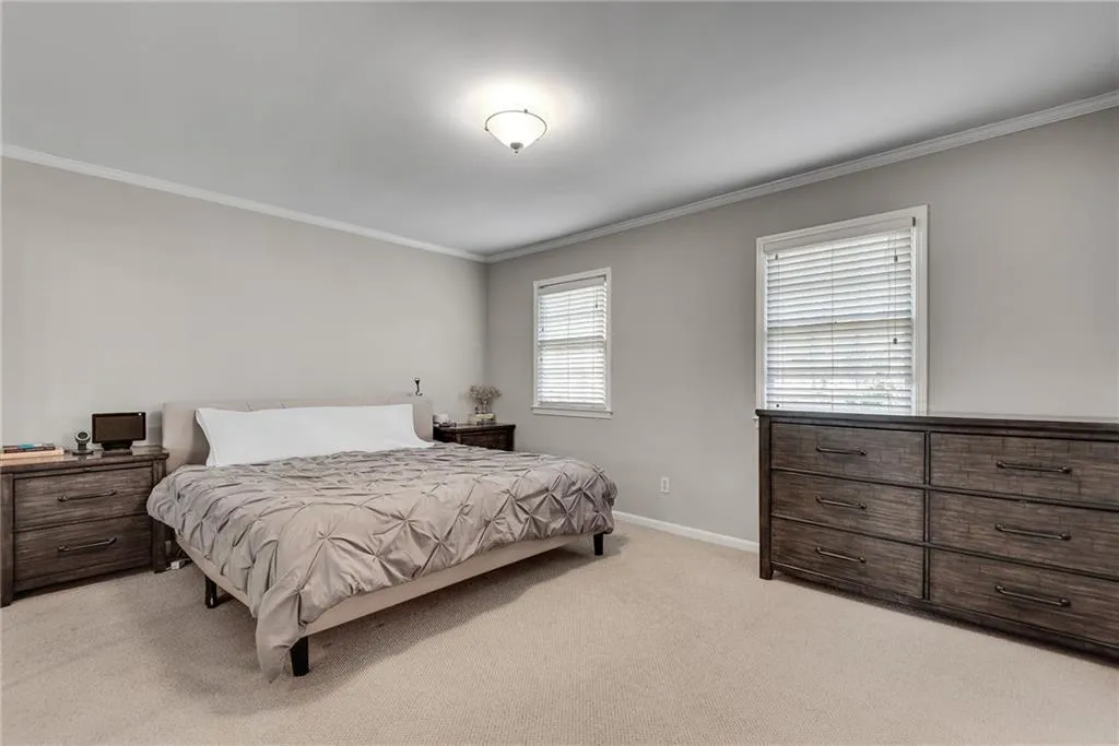 6520 Roswell Road Unit 11, Atlanta, Georgia 30328, 3 Bedrooms Bedrooms, ,2 BathroomsBathrooms,Residential,Sold,6520 Roswell Road Unit 11,7703789