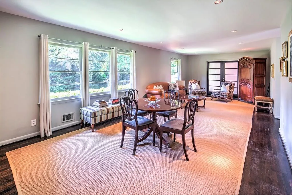 115 Silverwood Road, Atlanta, Georgia 30342, 3 Bedrooms Bedrooms, ,2 BathroomsBathrooms,Residential,Sold,115 Silverwood Road,5884822