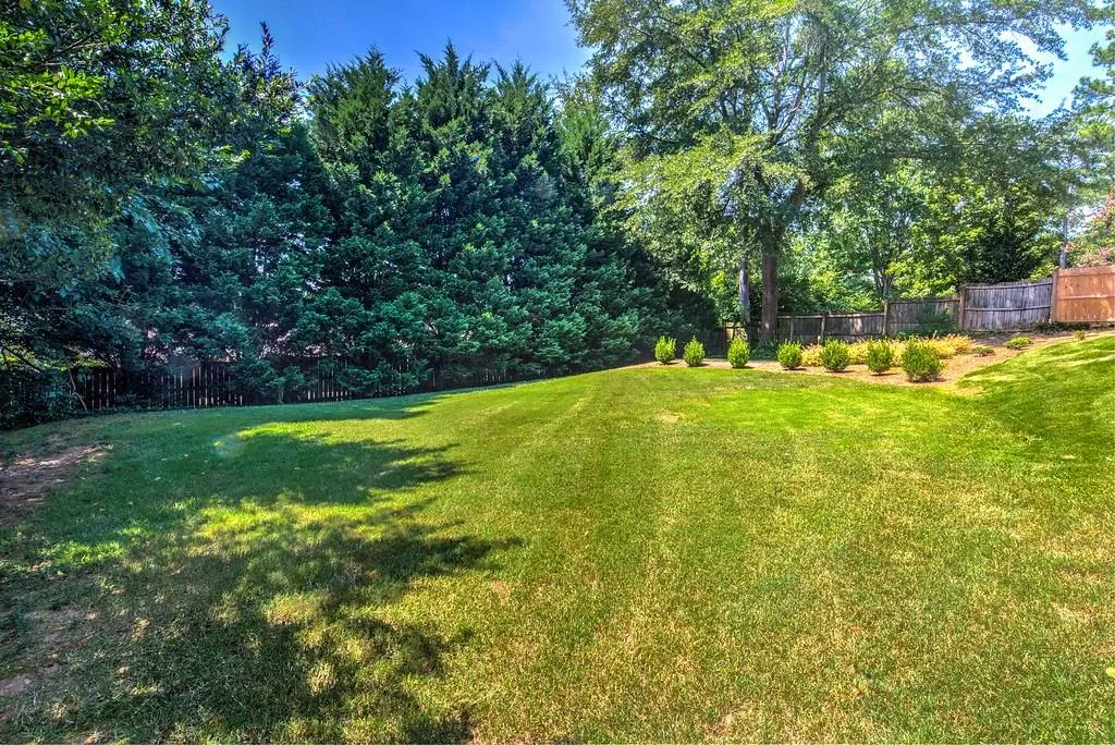 115 Silverwood Road, Atlanta, Georgia 30342, 3 Bedrooms Bedrooms, ,2 BathroomsBathrooms,Residential,Sold,115 Silverwood Road,5884822
