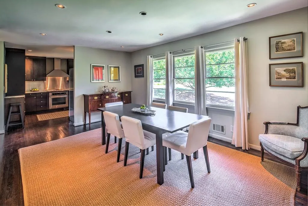 115 Silverwood Road, Atlanta, Georgia 30342, 3 Bedrooms Bedrooms, ,2 BathroomsBathrooms,Residential,Sold,115 Silverwood Road,5884822