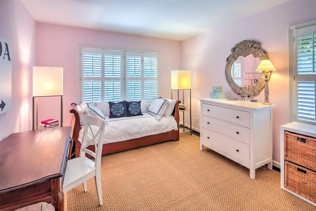 115 Silverwood Road, Atlanta, Georgia 30342, 3 Bedrooms Bedrooms, ,2 BathroomsBathrooms,Residential,Sold,115 Silverwood Road,5884822