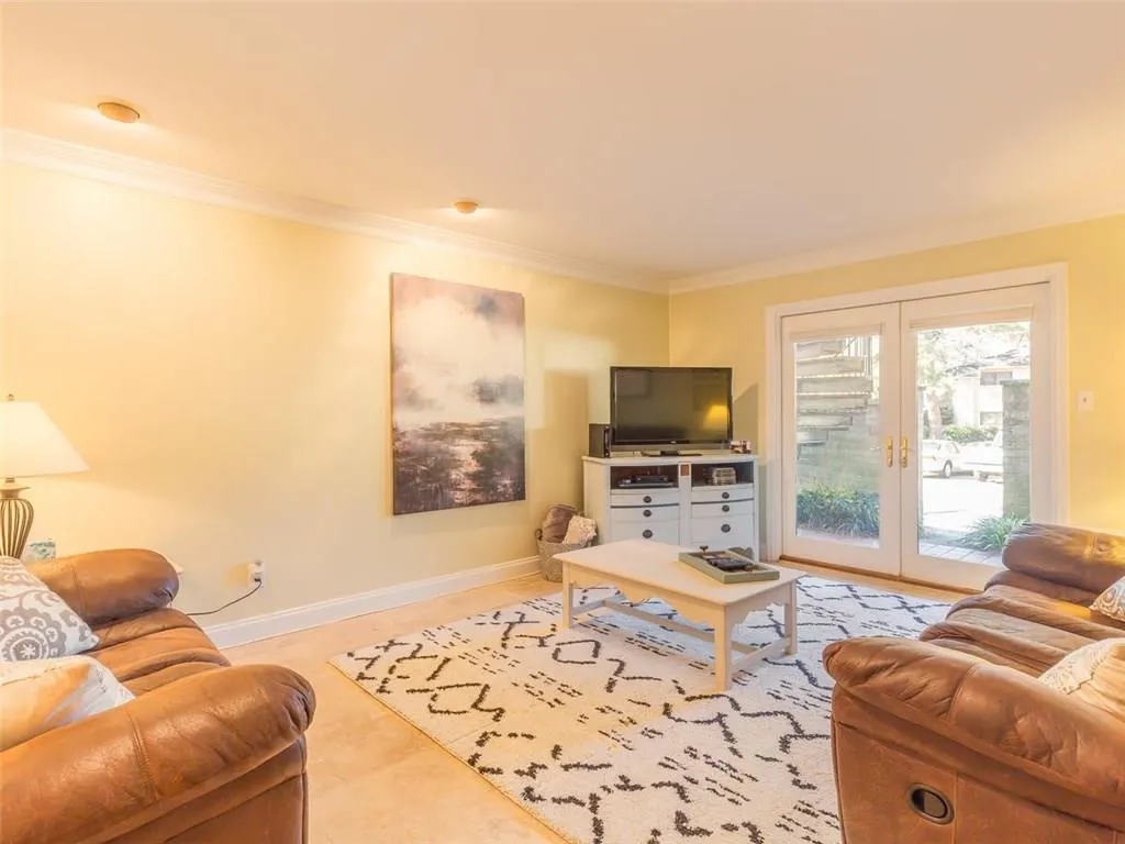 5400 Roswell Road Unit B4, Atlanta, Georgia 30342, 1 Bedroom Bedrooms, ,1 BathroomBathrooms,Residential,Sold,5400 Roswell Road Unit B4,5937833