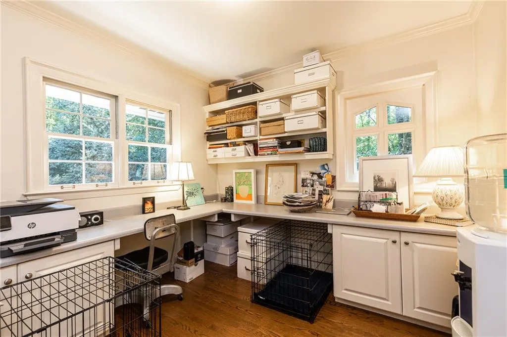 685 Tanglewood Trail, Sandy Springs, Georgia 30327, 5 Bedrooms Bedrooms, ,4 BathroomsBathrooms,Residential,Sold,685 Tanglewood Trail,6873759