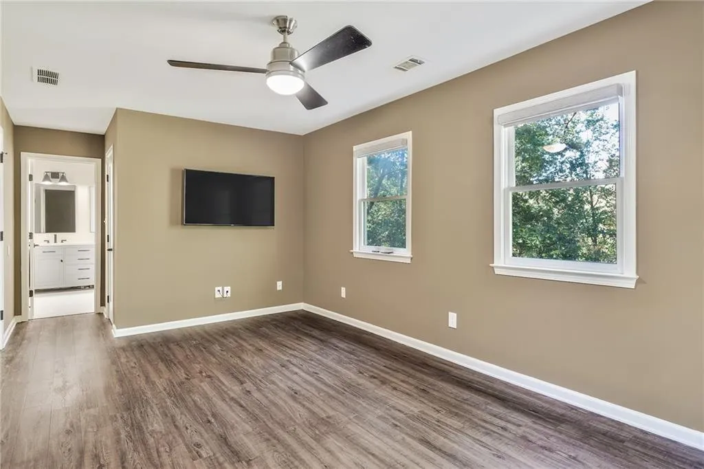 7465 Stoneykirk Close, Atlanta, Georgia 30350, 6 Bedrooms Bedrooms, ,4 BathroomsBathrooms,Residential,For Sale,7465 Stoneykirk Close,7649778