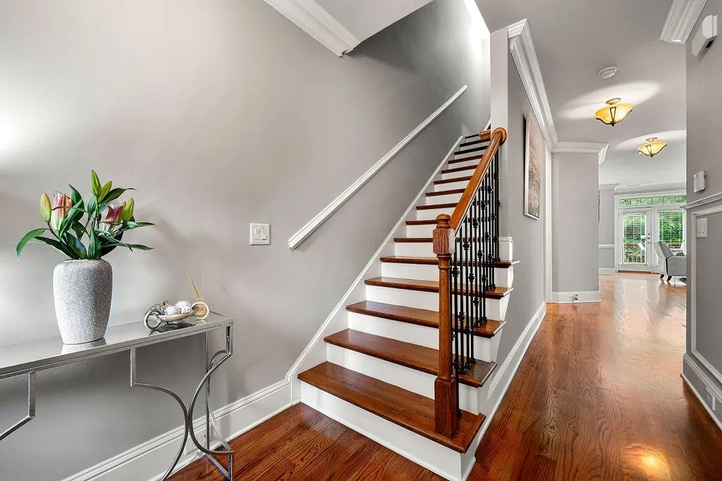 8065 Glisten Avenue, Sandy Springs, Georgia 30328, 3 Bedrooms Bedrooms, ,2 BathroomsBathrooms,Residential,Sold,8065 Glisten Avenue,7080752