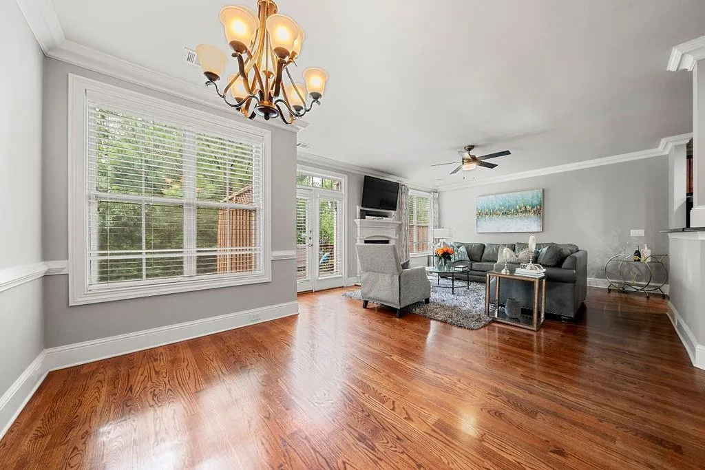 8065 Glisten Avenue, Sandy Springs, Georgia 30328, 3 Bedrooms Bedrooms, ,2 BathroomsBathrooms,Residential,Sold,8065 Glisten Avenue,7080752