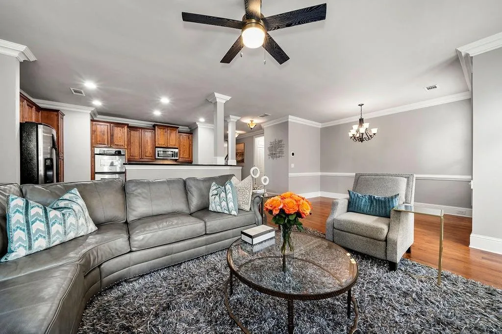 8065 Glisten Avenue, Sandy Springs, Georgia 30328, 3 Bedrooms Bedrooms, ,2 BathroomsBathrooms,Residential,Sold,8065 Glisten Avenue,7080752