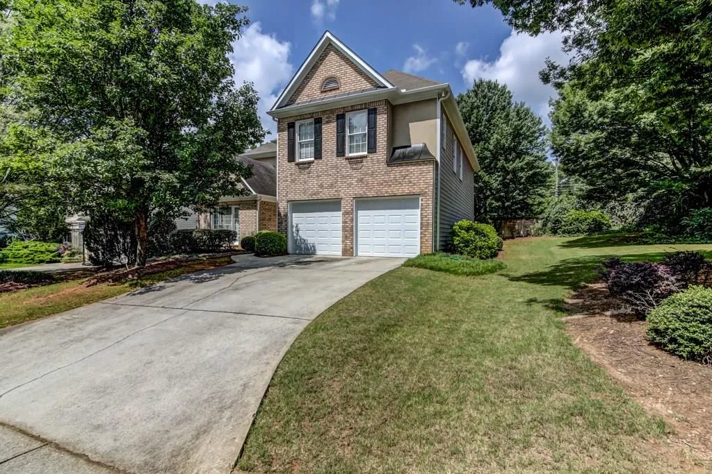 705 Orchard Court, Sandy Springs, Georgia 30328, 3 Bedrooms Bedrooms, ,2 BathroomsBathrooms,Residential,Sold,705 Orchard Court,5878466