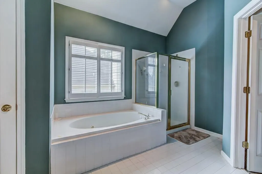 705 Orchard Court, Sandy Springs, Georgia 30328, 3 Bedrooms Bedrooms, ,2 BathroomsBathrooms,Residential,Sold,705 Orchard Court,5878466