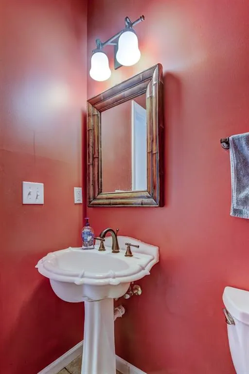 705 Orchard Court, Sandy Springs, Georgia 30328, 3 Bedrooms Bedrooms, ,2 BathroomsBathrooms,Residential,Sold,705 Orchard Court,5878466