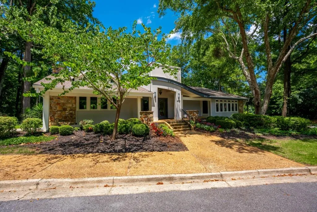 88 Dunwoody Springs Drive, Sandy Springs, Georgia 30328, 2 Bedrooms Bedrooms, ,2 BathroomsBathrooms,Residential,Sold,88 Dunwoody Springs Drive,7245923