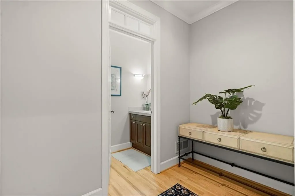 415 Hadley Court, Sandy Springs, Georgia 30350, 4 Bedrooms Bedrooms, ,3 BathroomsBathrooms,Residential,Sold,415 Hadley Court,7427166