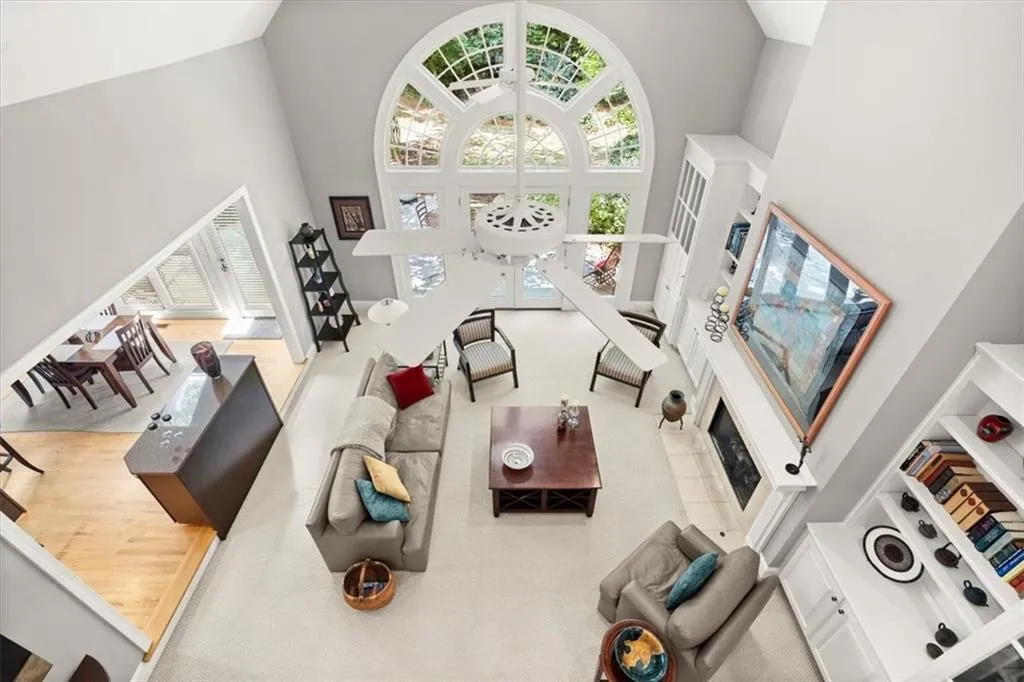 415 Hadley Court, Sandy Springs, Georgia 30350, 4 Bedrooms Bedrooms, ,3 BathroomsBathrooms,Residential,Sold,415 Hadley Court,7427166