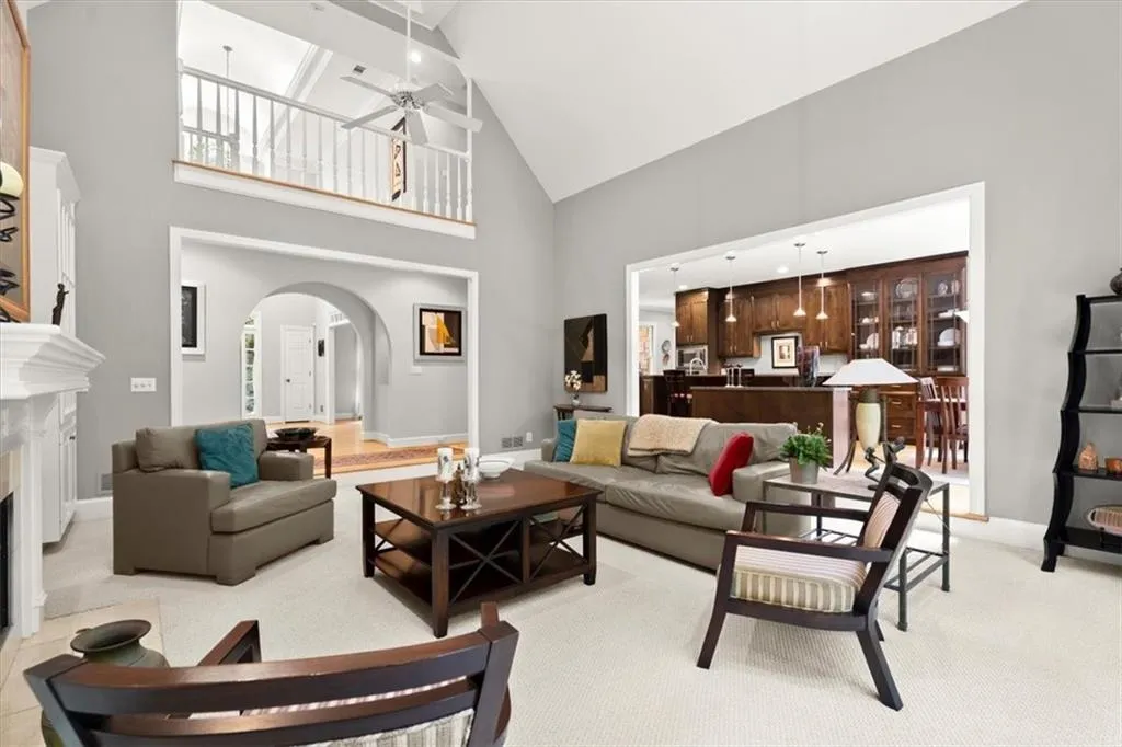 415 Hadley Court, Sandy Springs, Georgia 30350, 4 Bedrooms Bedrooms, ,3 BathroomsBathrooms,Residential,Sold,415 Hadley Court,7427166