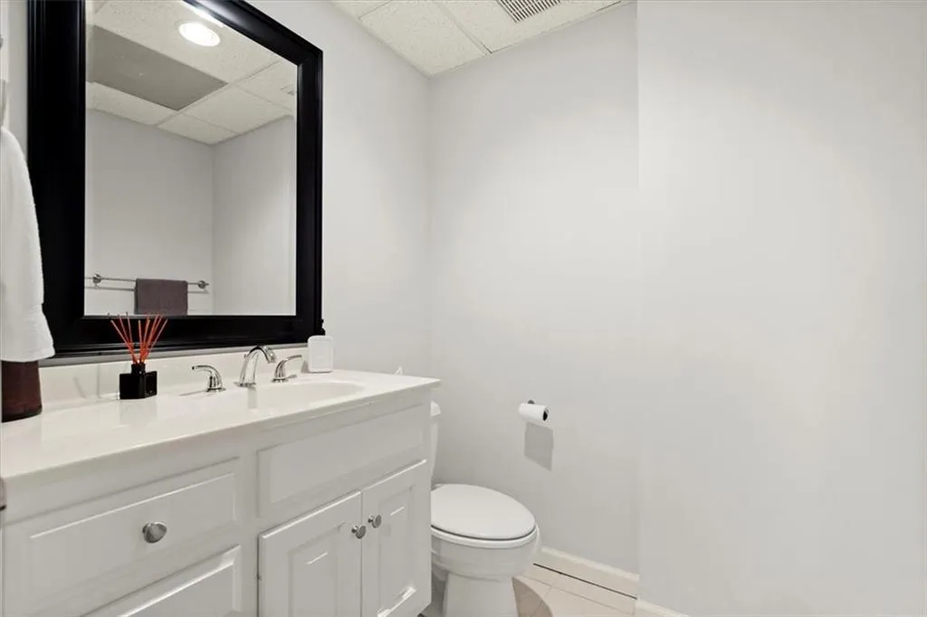 415 Hadley Court, Sandy Springs, Georgia 30350, 4 Bedrooms Bedrooms, ,3 BathroomsBathrooms,Residential,Sold,415 Hadley Court,7427166