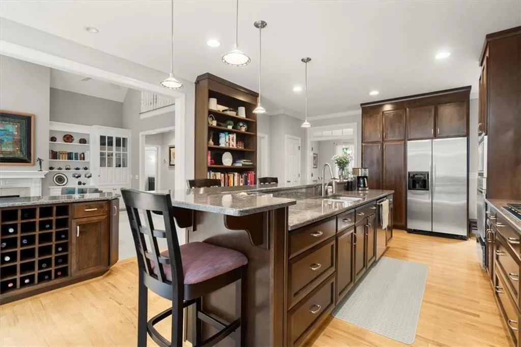 415 Hadley Court, Sandy Springs, Georgia 30350, 4 Bedrooms Bedrooms, ,3 BathroomsBathrooms,Residential,Sold,415 Hadley Court,7427166