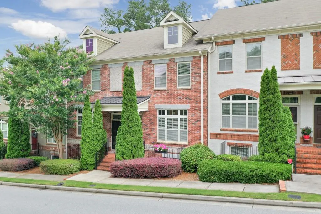 7360 Glisten Avenue, Sandy Springs, Georgia 30328, 3 Bedrooms Bedrooms, ,3 BathroomsBathrooms,Residential,Sold,7360 Glisten Avenue,7232201