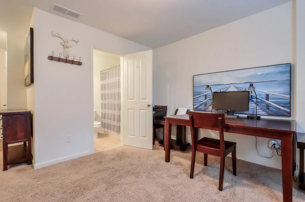 7360 Glisten Avenue, Sandy Springs, Georgia 30328, 3 Bedrooms Bedrooms, ,3 BathroomsBathrooms,Residential,Sold,7360 Glisten Avenue,7232201