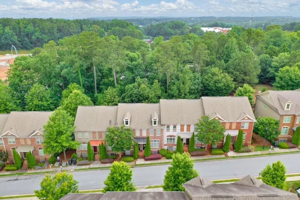 7360 Glisten Avenue, Sandy Springs, Georgia 30328, 3 Bedrooms Bedrooms, ,3 BathroomsBathrooms,Residential,Sold,7360 Glisten Avenue,7232201