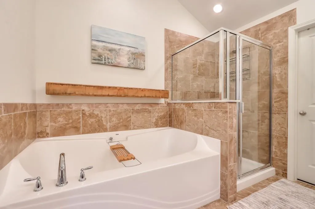 7360 Glisten Avenue, Sandy Springs, Georgia 30328, 3 Bedrooms Bedrooms, ,3 BathroomsBathrooms,Residential,Sold,7360 Glisten Avenue,7232201